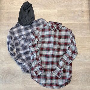 Mens Bundle Plaid Flannel Men Shirts - Gray and Red Size Small Clothing Lot
